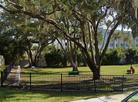 Fell's Landing Dog Park