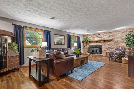 Walnut Grove Homes For Sale in Beavercreek OH