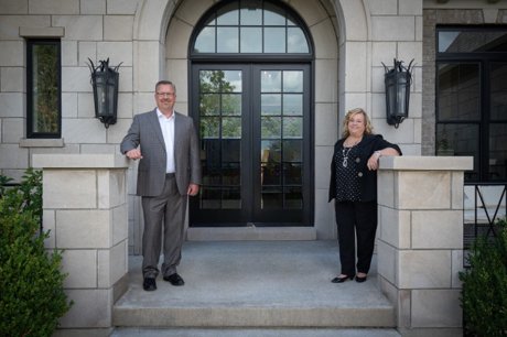 Willow Creek Farm Luxury Agent