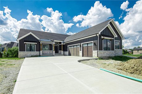Luxury Homes in The Trails of Saddlecreek