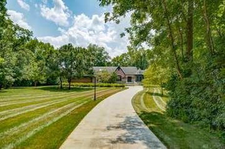 Luxury Estate Homes in Springboro School District