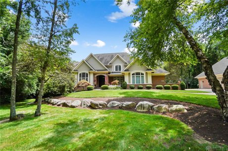 Luxury Estates at Country Club of the North