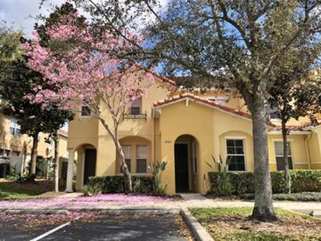 Clubhouse at Crestwynd Bay, an Orlando vacation home community