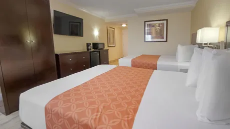 Galleria Palms 2 queen bed room