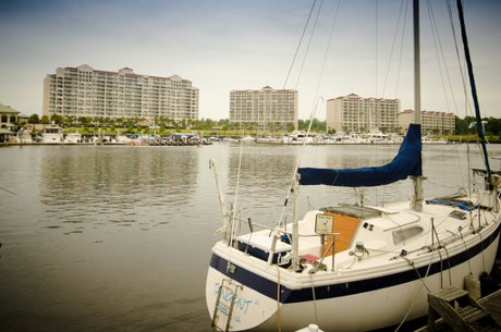 Barefoot Resort Marina