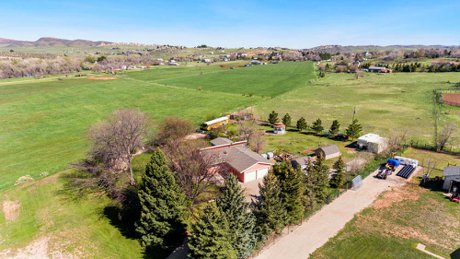 Home for sale with foothills views in Loveland, Colorado 