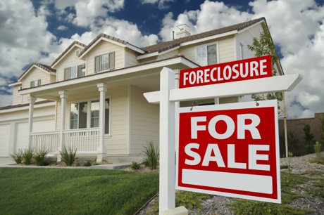 Why a Foreclosed Home Sells for Less Than You Offered