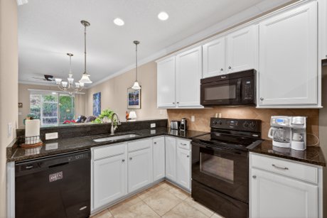 Kitchen in Sweetwater by Del Webb villa