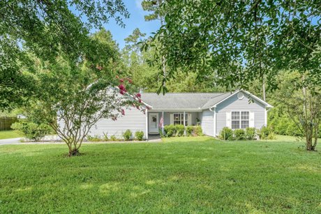 1122 Avebury Court Front