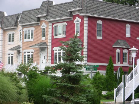 Versailles at Nanuet Townhouses and Condos in Rockland County NY 10954