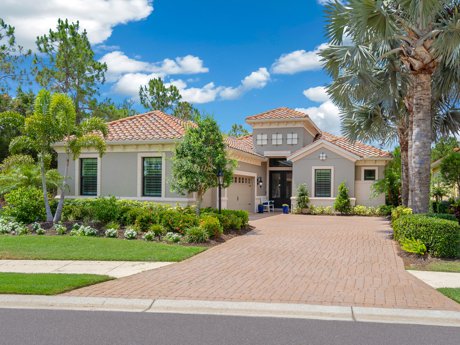 15024 Castle Park Terrace, Country Club East, Lakewood Ranch, FL 34202