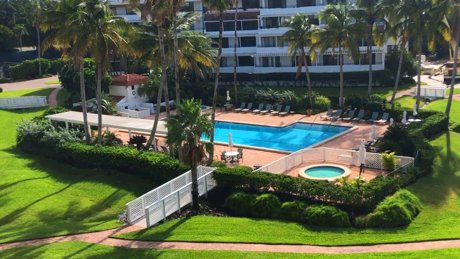 The Player's Club Pool on Longboat Key