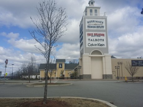 merrimack nike outlet