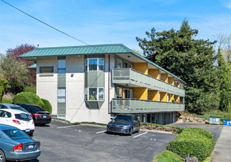 Renton Apatment Complex for Sale
