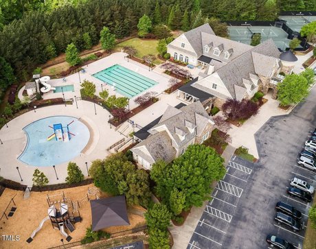 Hasentree gated community amenities