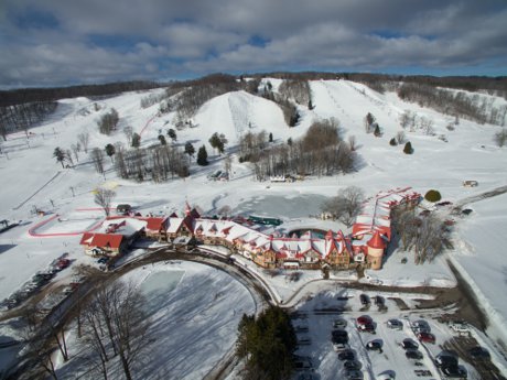 nubs knob northern michigan ski slope harbor springs