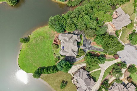 -waterfront-homes
