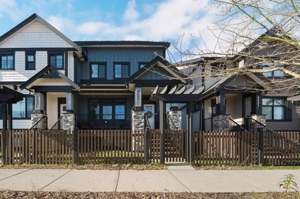 8689 Cedar St, Mission