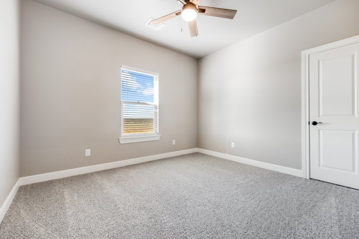 Secondary bedroom