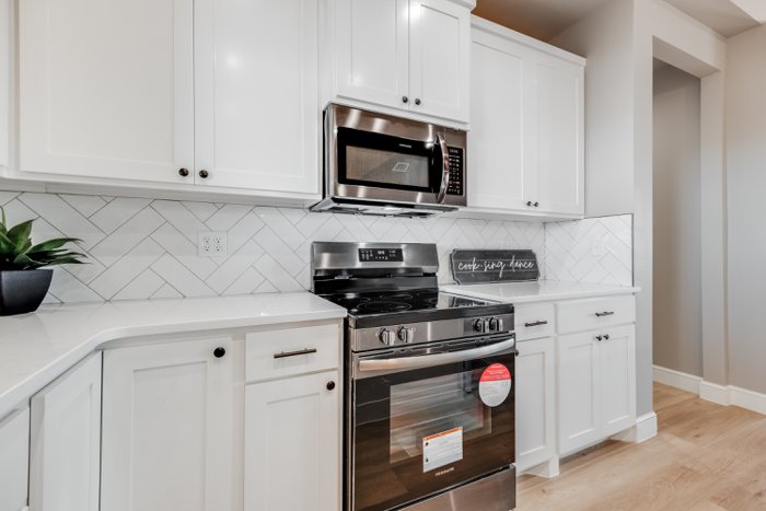 Kitchen range and stainless appliances