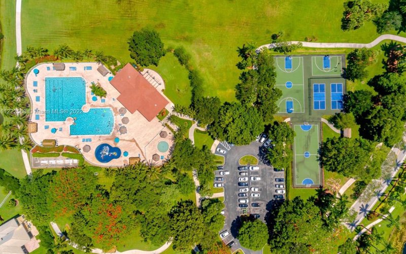 Community pool and courts at The Ridges in Weston FL