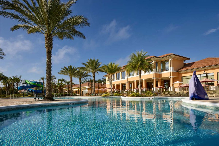 Regal Oaks at Old Town clubhouse near Disney World