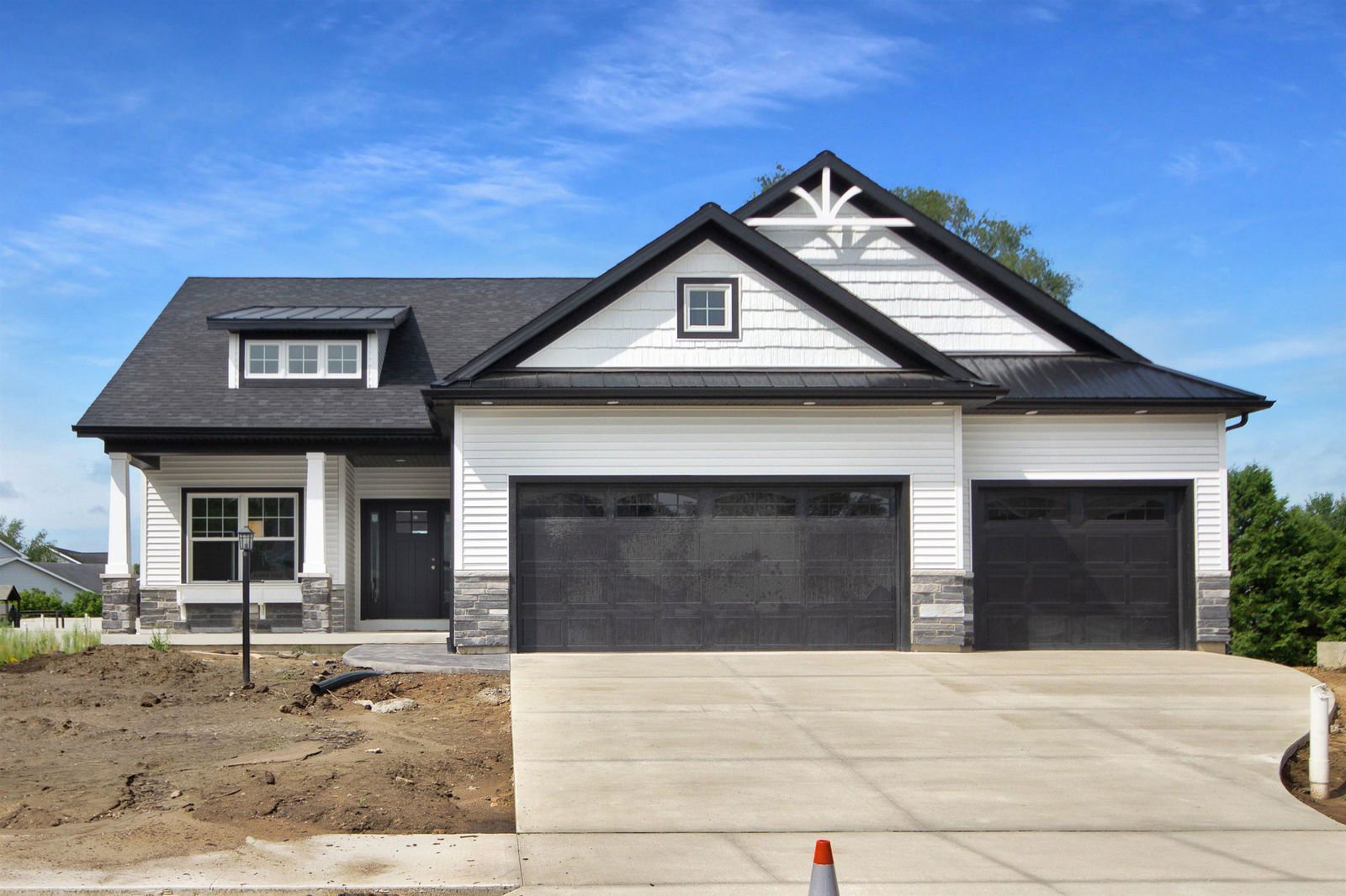 1623 Stoneham Drive, Mishawaka, 46544