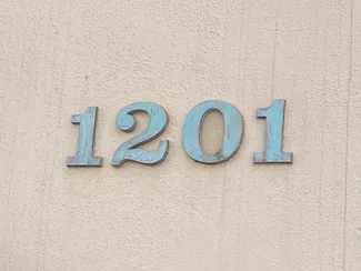 Wilder at Piikoi Address Sign