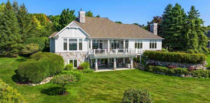 5645 Weatherly, Harbor Springs
