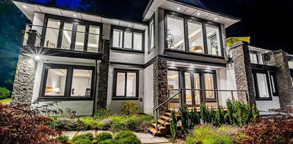 4816 Skyline Drive, North Vancouver