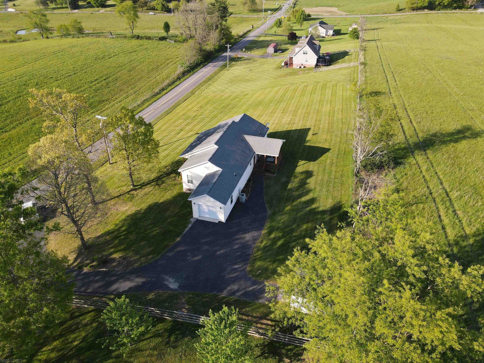 2331 Childress Road, Christiansburg, 24073