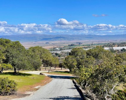 270 River RD, Salinas