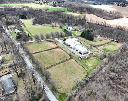 862 Dietz Rd, York