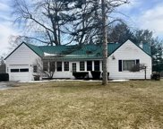 750 Scharrer Dr, Flushing image