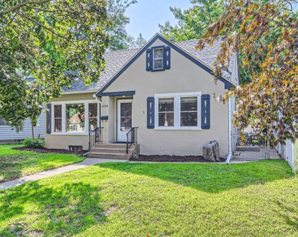 4329 Abbott Avenue N, Robbinsdale