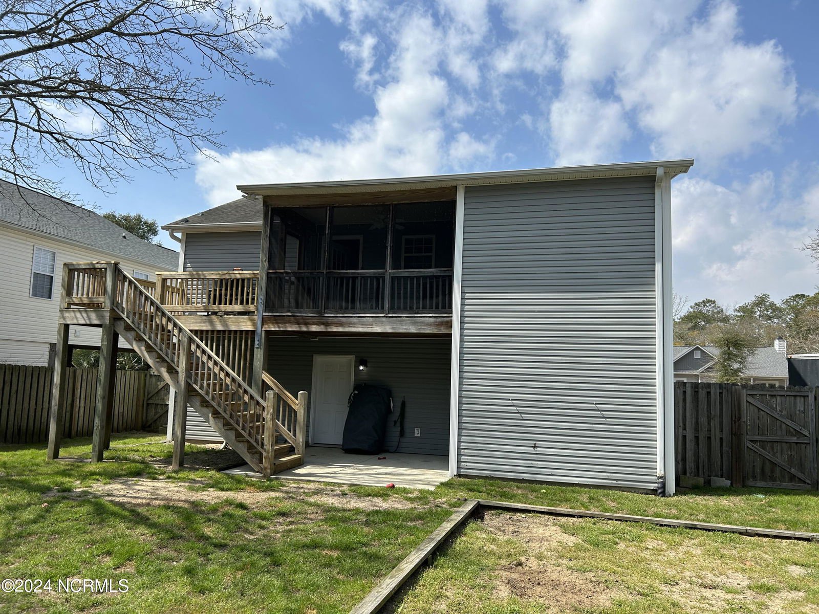 110 NW 16th Street, Oak Island, NC 28465 in Pinners Point