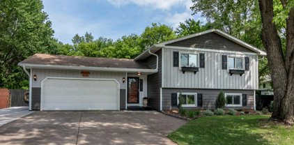 9409 Hamline Avenue N, Lexington