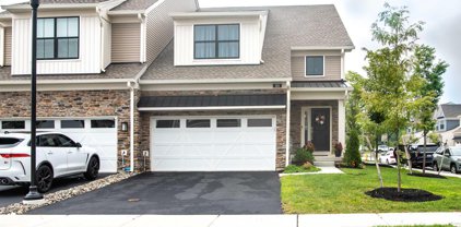101 Segel Dr, Media