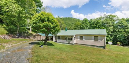 4965 Hickory Nut Gap Road, Banner Elk