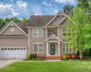 147 Hedgewood  Drive, Mooresville image