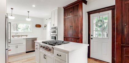 5434 Williston Road, Minnetonka