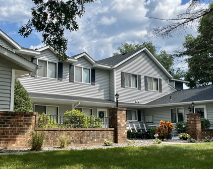 5994 Fernwood Street, Shoreview