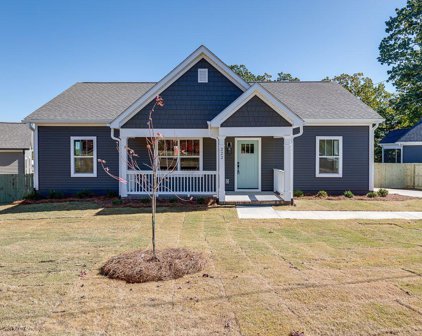 222 S Buckhorn Road, Greenville