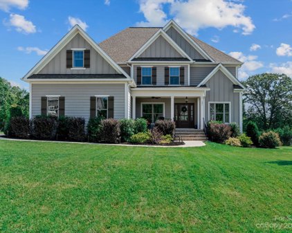 191 Hidden Meadows  Drive, Mooresville