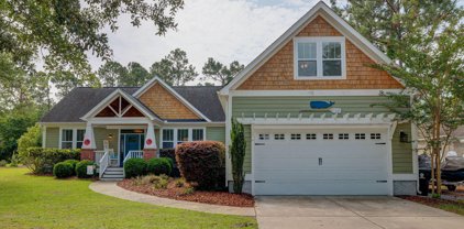 901 Oyster Catcher Drive, Hampstead