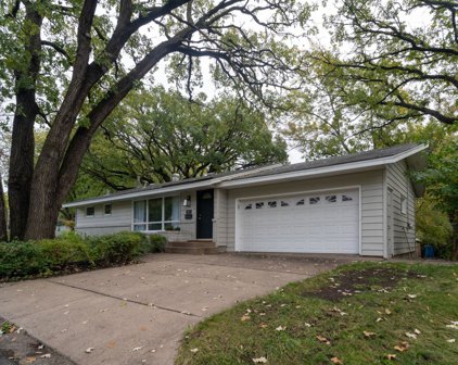 560 46th Avenue NE, Columbia Heights