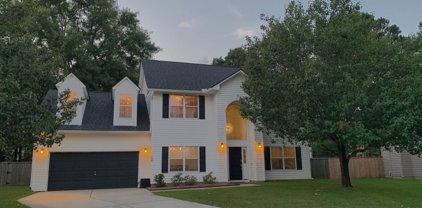 108 Maplewood Court, Goose Creek