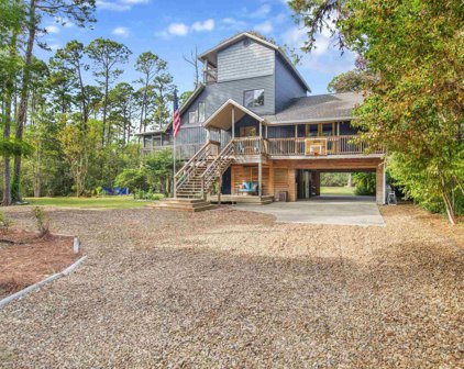 1559 Fuller Dr, Gulf Breeze