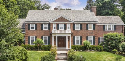 8 Cooper Road, Scarsdale
