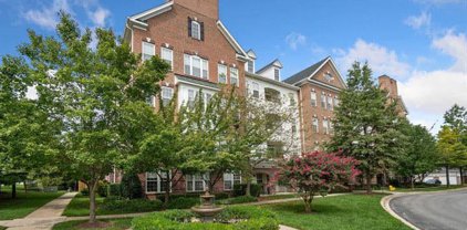 5801 Clipper Ln Unit #407, Clarksville